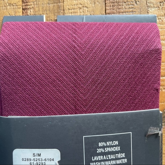 2 pairs of BNWT Suzy Shier tights - Picture 4 of 6